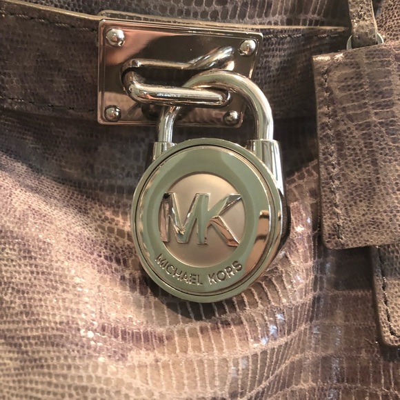 Michael Kors Hamilton - Picture 2 of 7